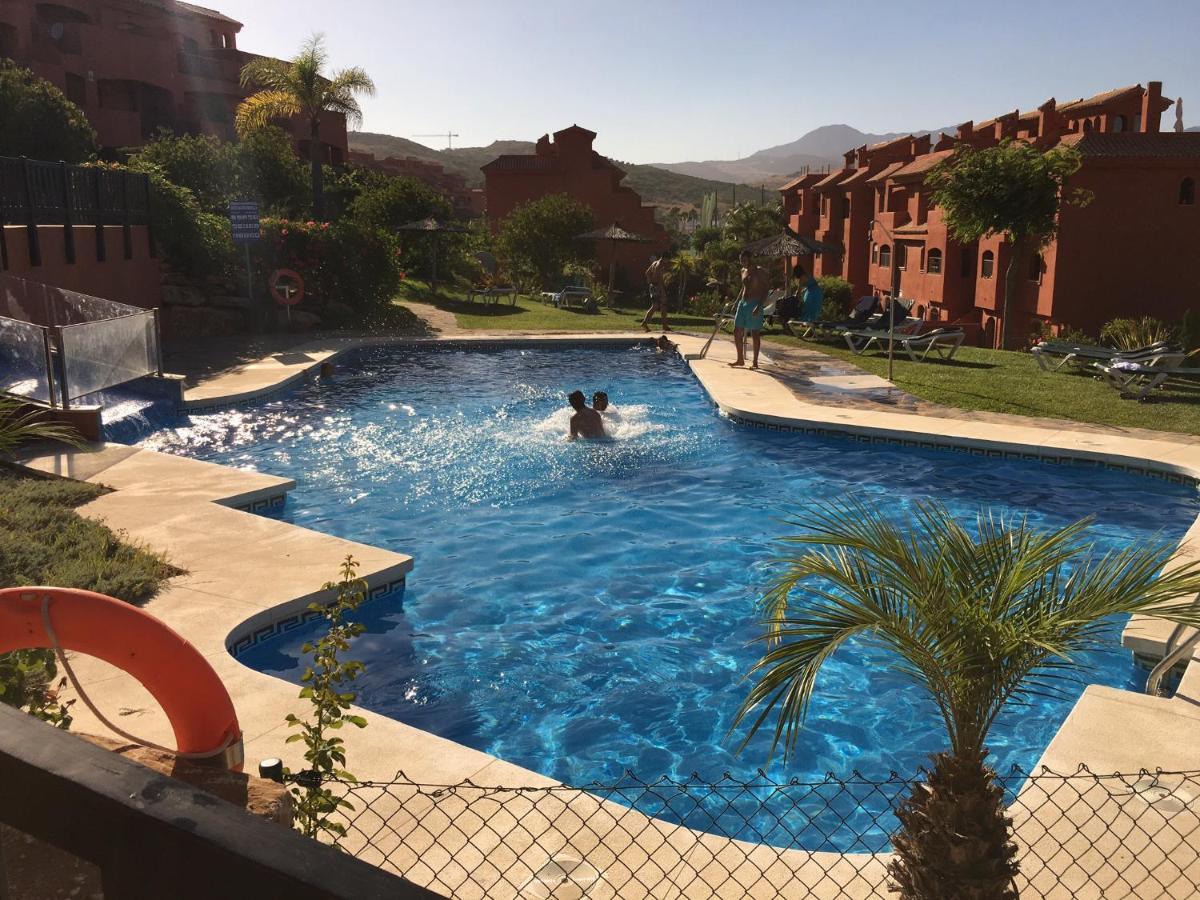 Luxury 2-Bedrooms & Bathrooms Estepona Apartment Εξωτερικό φωτογραφία